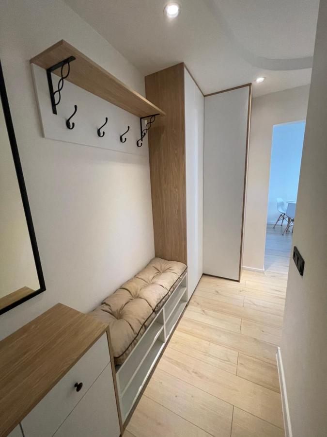 Mb Livinga Apartamentai Taikos G Mažeikiai Eksteriør billede